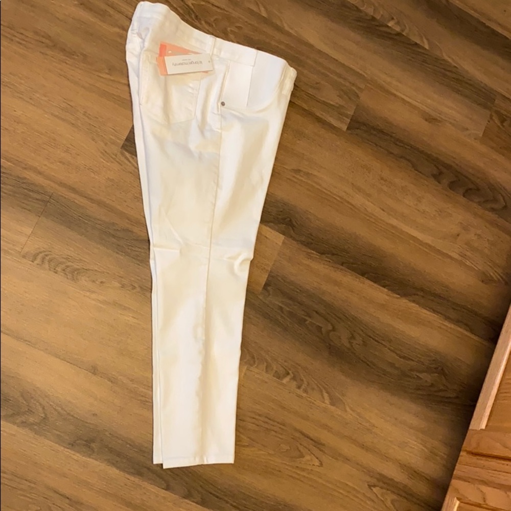 Liz Lange Marernity Ankle pants